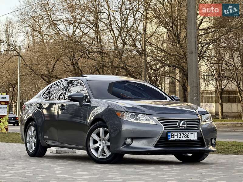 Lexus-43