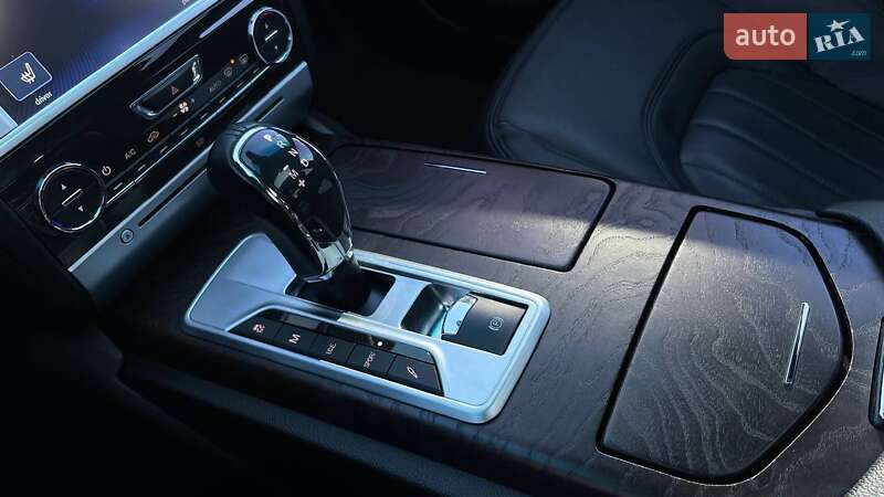 Maserati Quattroporte 2014