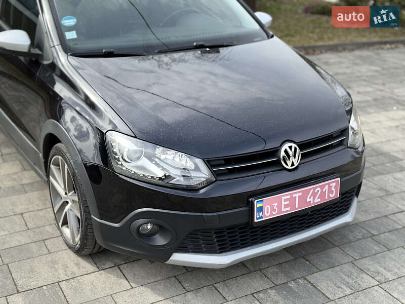 Volkswagen Cross Polo 2012