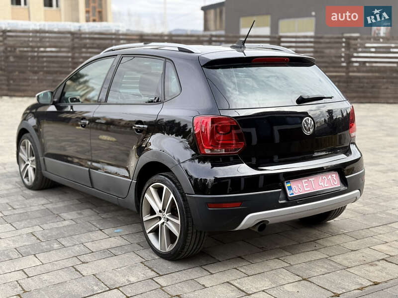 Volkswagen Cross Polo 2012