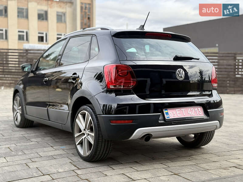 Volkswagen Cross Polo 2012