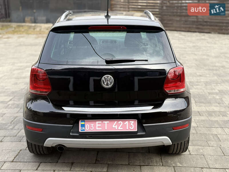 Volkswagen Cross Polo 2012