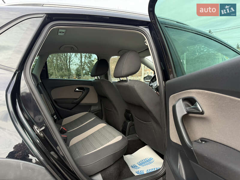 Volkswagen Cross Polo 2012