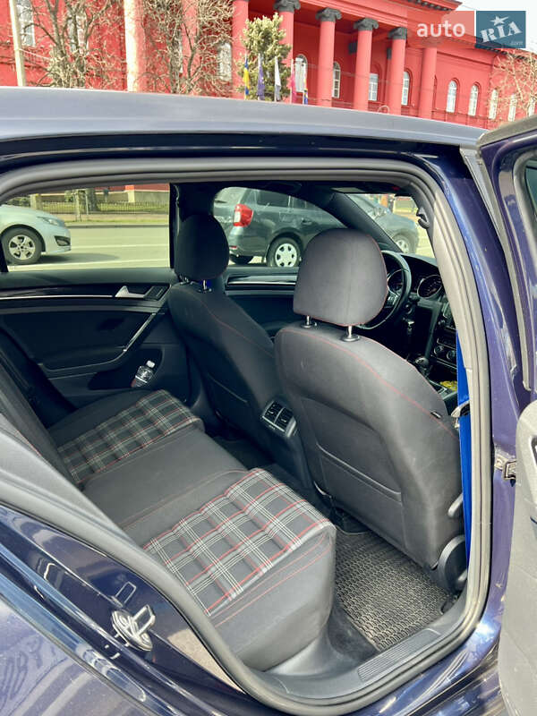 Volkswagen-18