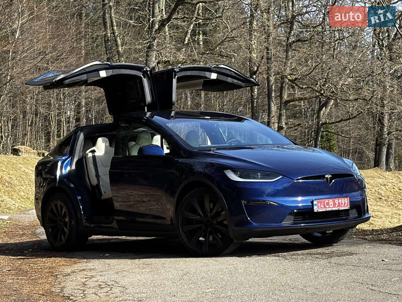 Tesla Model X 2023
