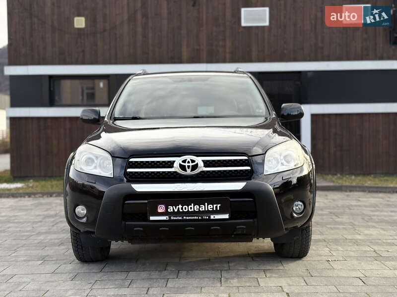 Toyota RAV4 2009