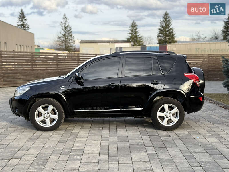 Toyota RAV4 2009
