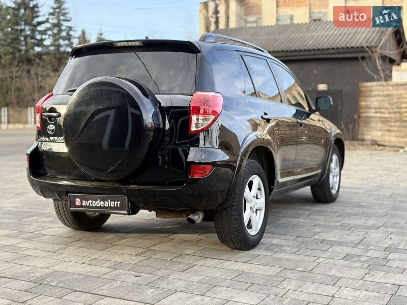 Toyota RAV4 2009