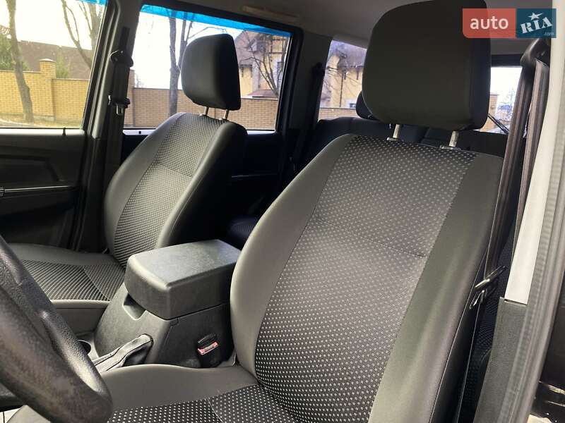 UAZ 3163 Patriot 2015