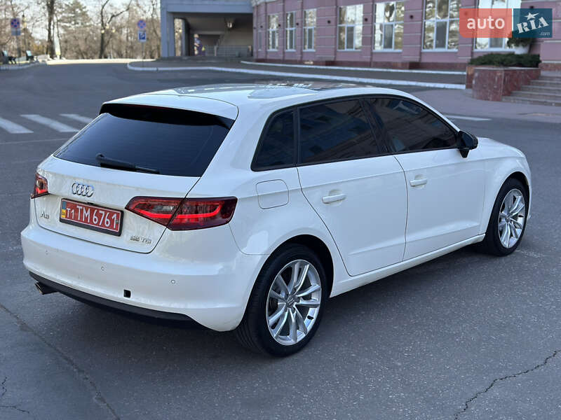 Audi-48