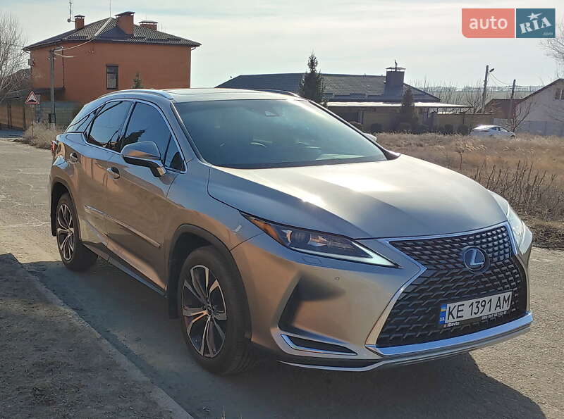 Lexus-18