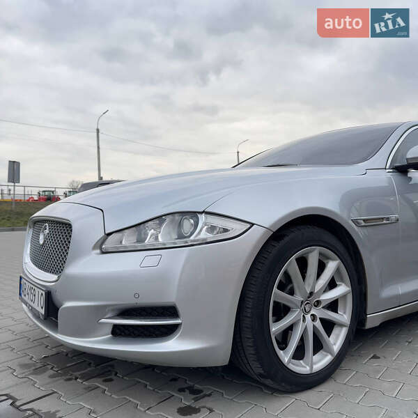 Jaguar XJ 2013