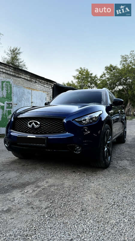 Infiniti-15