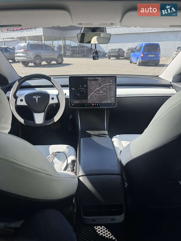 Tesla-14