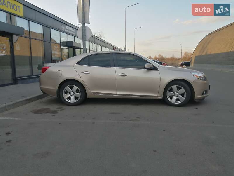 Chevrolet Malibu 2012