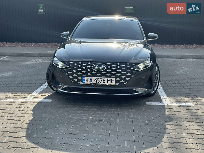 Hyundai-28