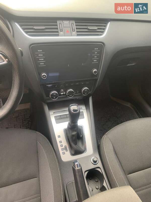 Skoda-4