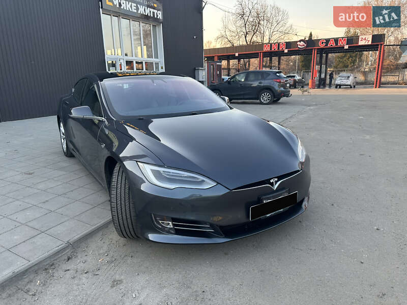 Tesla-29