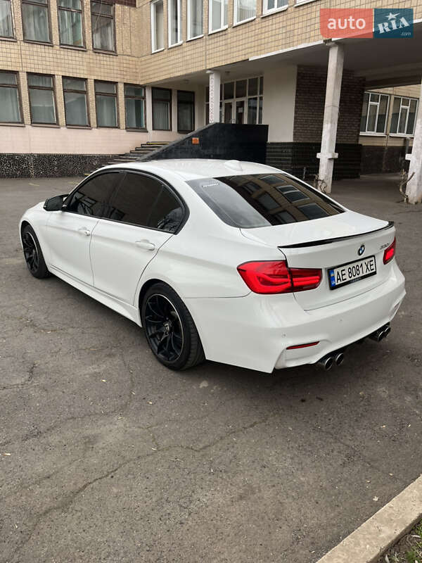 BMW-4