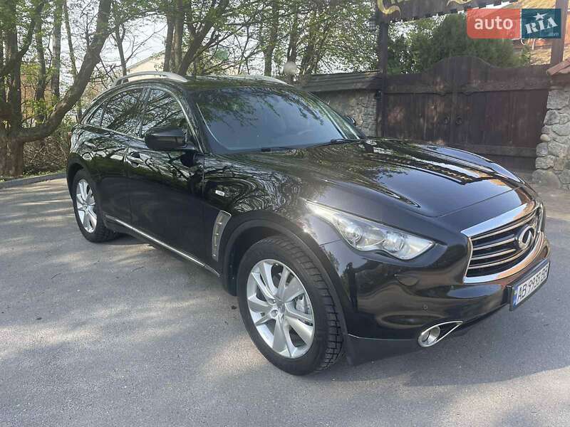 Infiniti-32