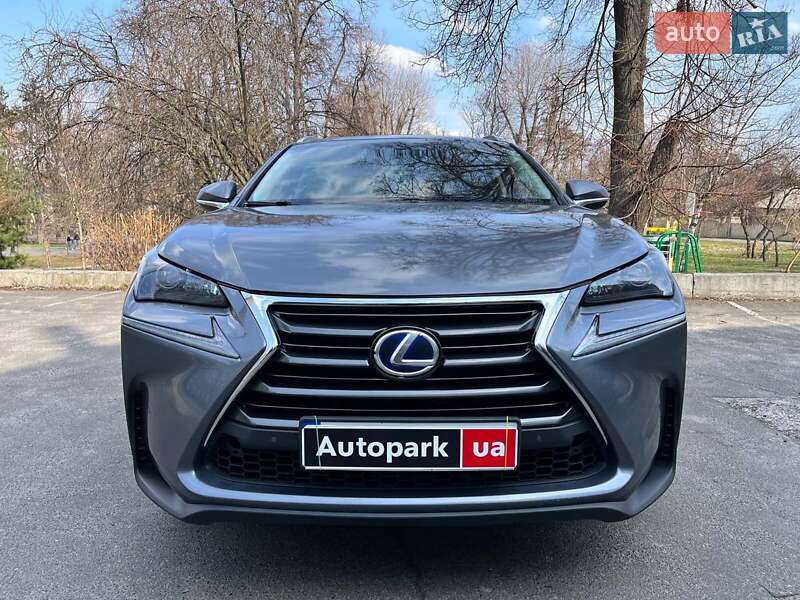 Lexus-1