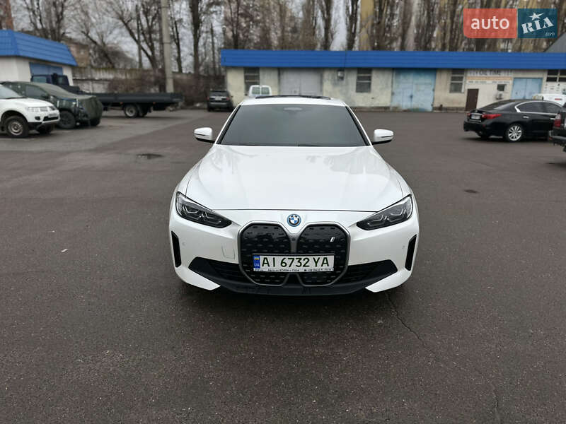 BMW i4 2023