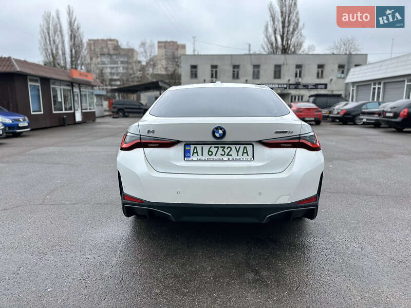 BMW i4 2023