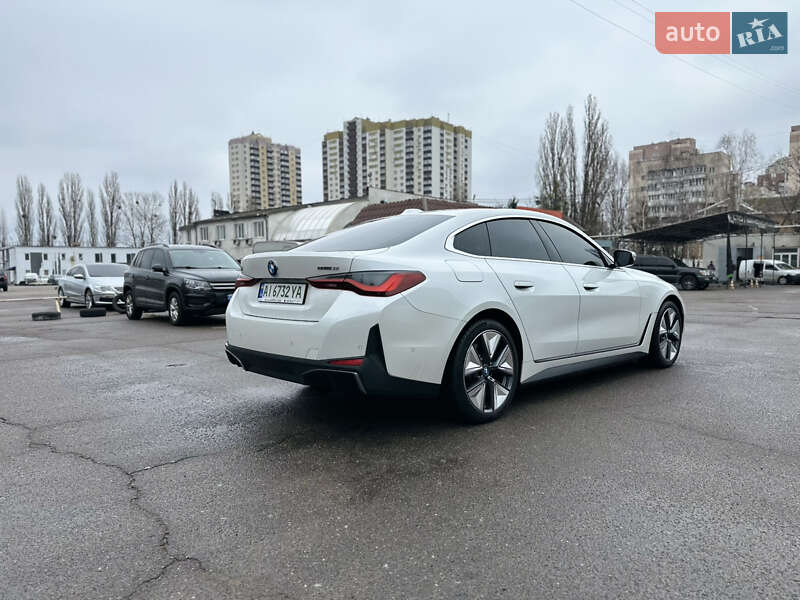 BMW i4 2023