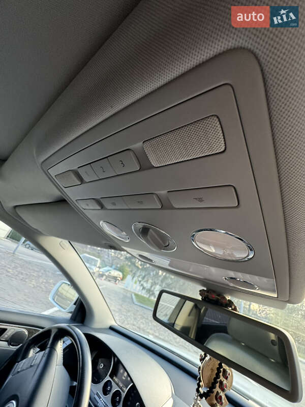 Volkswagen Phaeton 2009