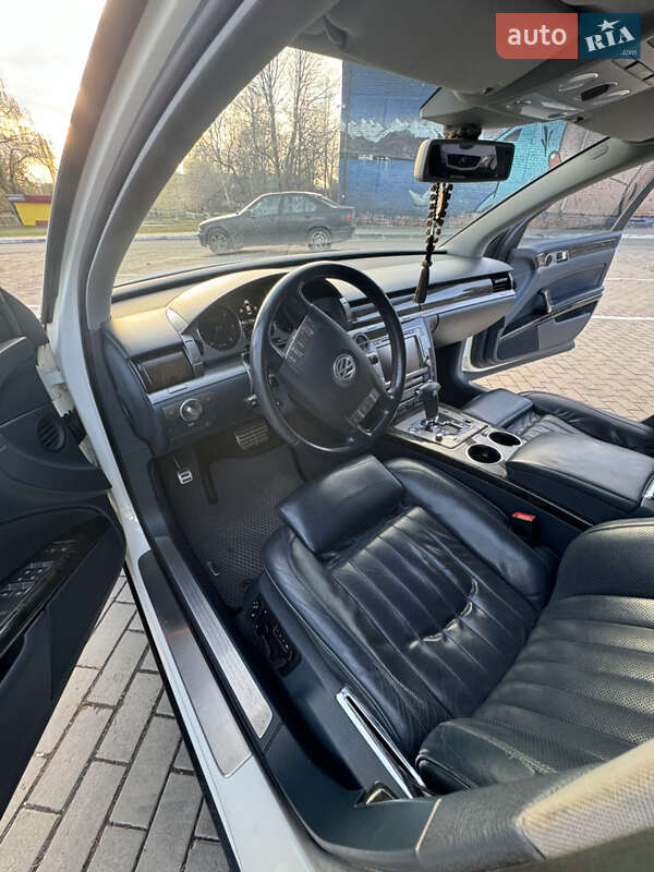 Volkswagen Phaeton 2009