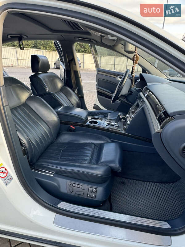 Volkswagen Phaeton 2009