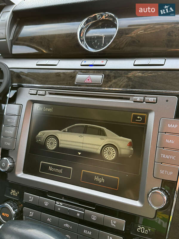 Volkswagen Phaeton 2009