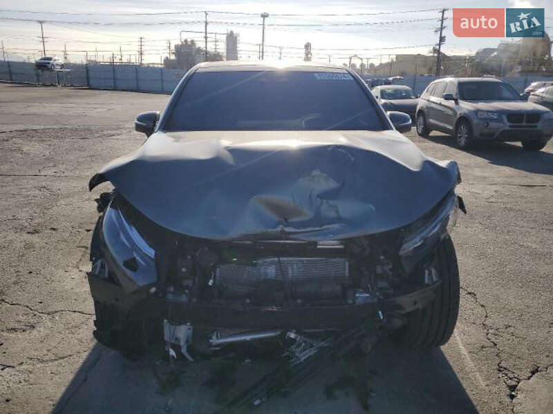 Mercedes-Benz EQS SUV 2023