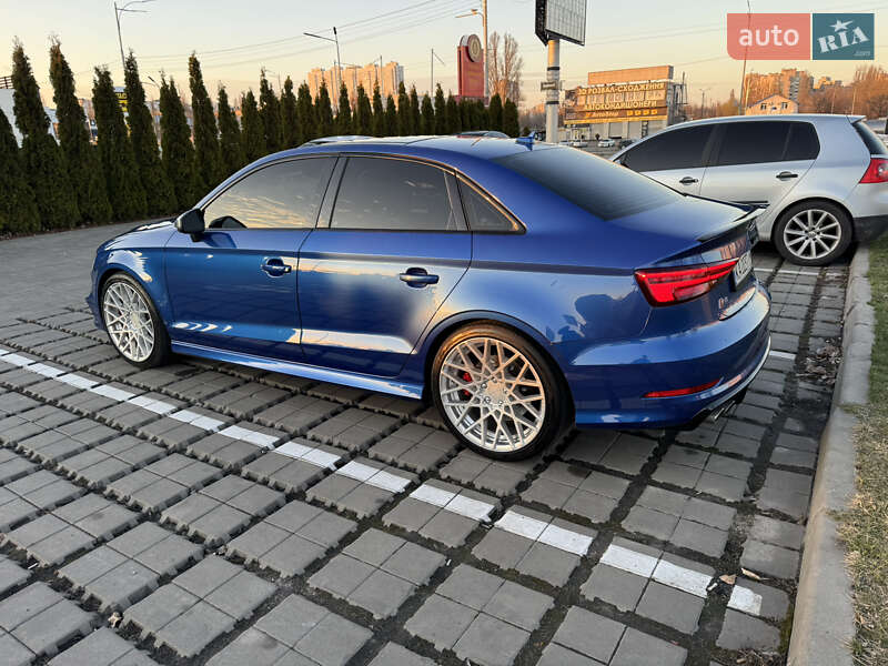 Audi-45