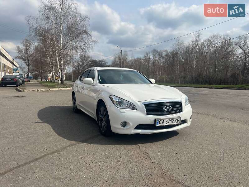 Infiniti-6