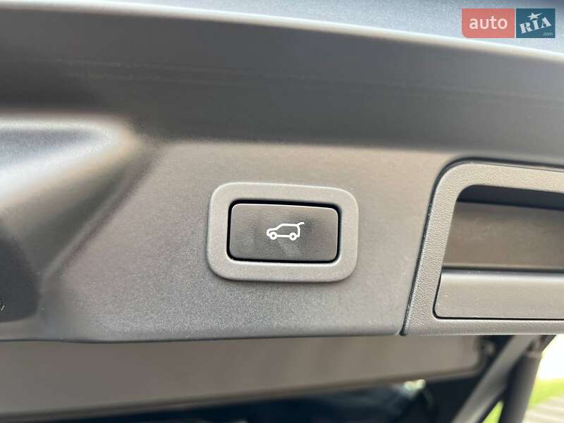 Land Rover Range Rover Velar 2019