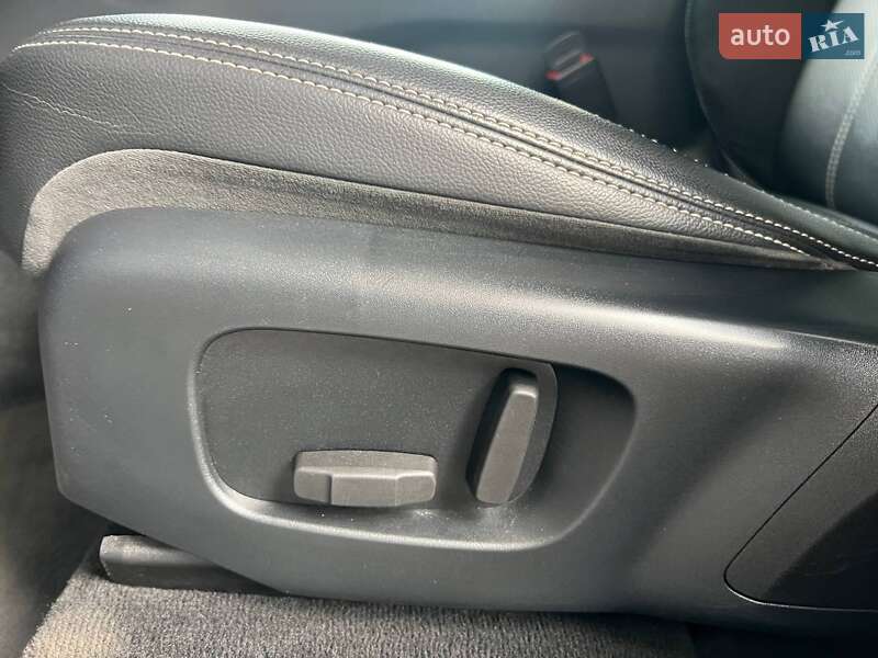 Land Rover Range Rover Velar 2019