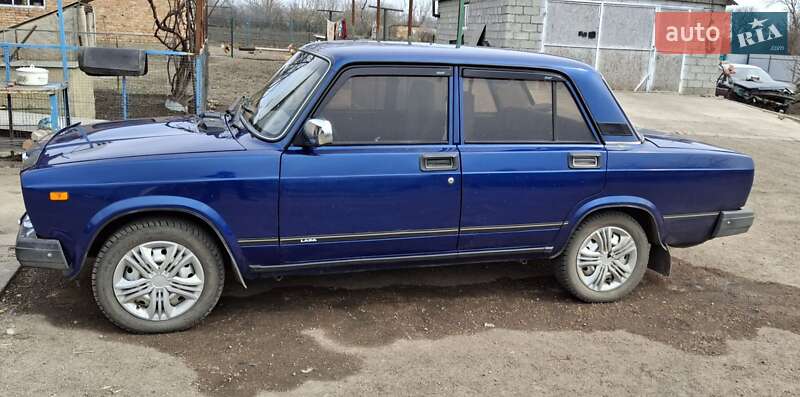 ВАЗ / Lada-2