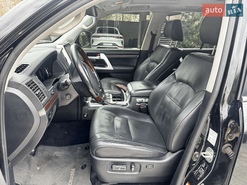 Toyota Land Cruiser 2018