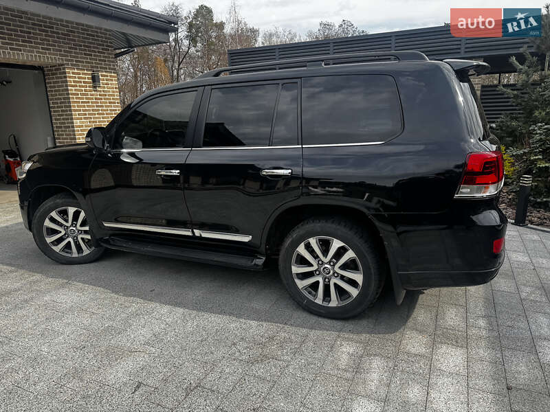 Toyota Land Cruiser 2018
