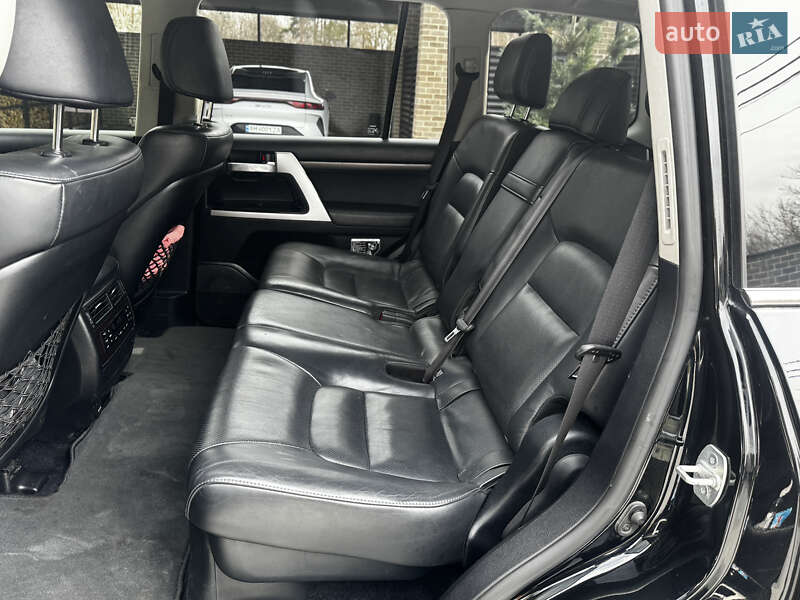 Toyota Land Cruiser 2018