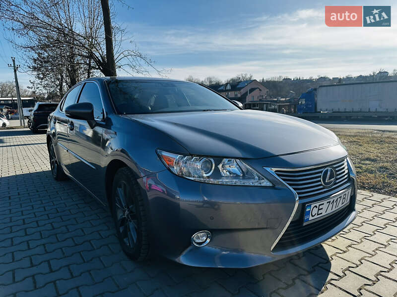 Lexus-5