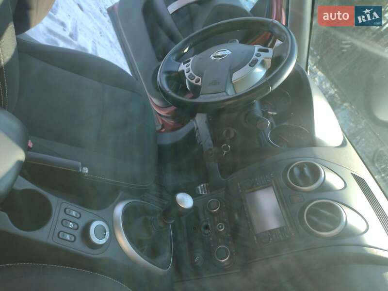 Nissan Qashqai+2 2012