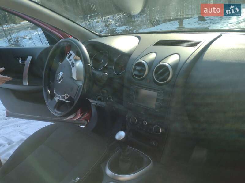 Nissan Qashqai+2 2012