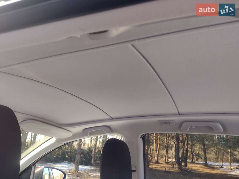 Nissan Qashqai+2 2012