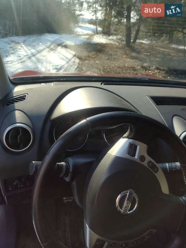 Nissan Qashqai+2 2012