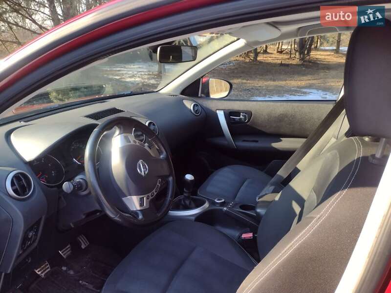 Nissan Qashqai+2 2012