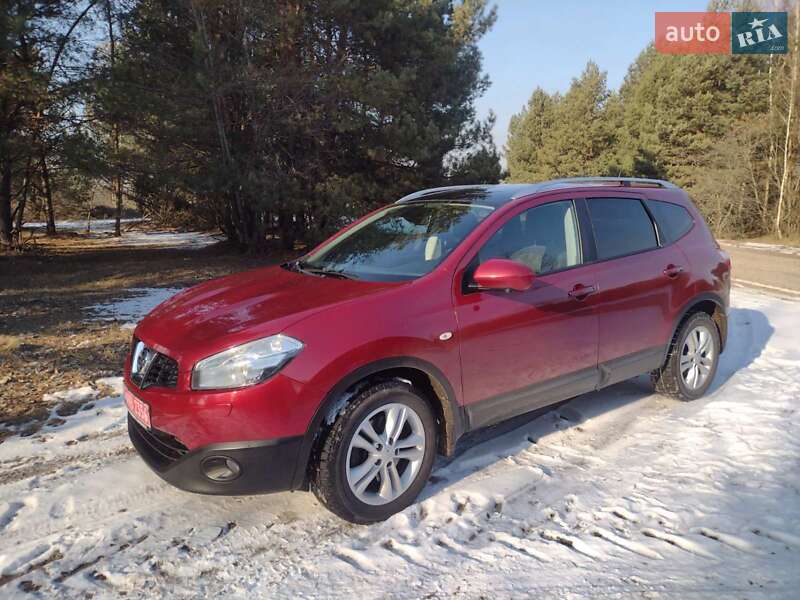 Nissan Qashqai+2 2012