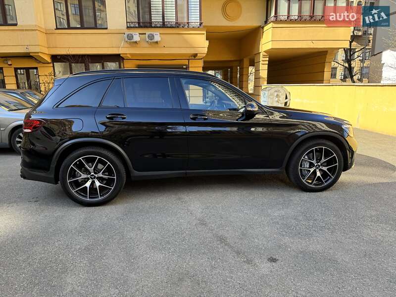 Mercedes-Benz GLC-Class 2020