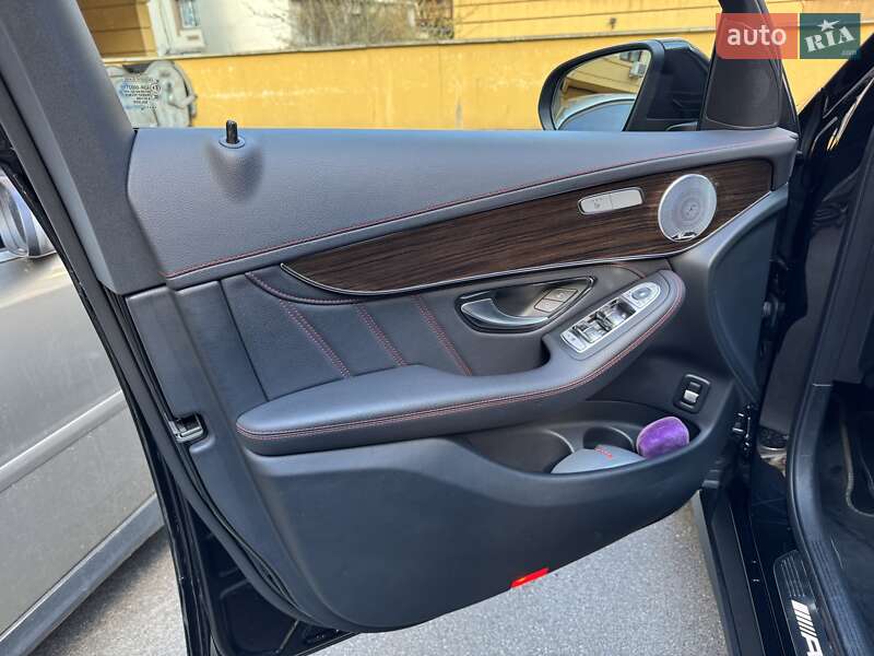 Mercedes-Benz GLC-Class 2020